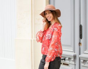 look mode femme blouse imprime fleuri