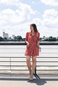 robe a fleurs rouge femme