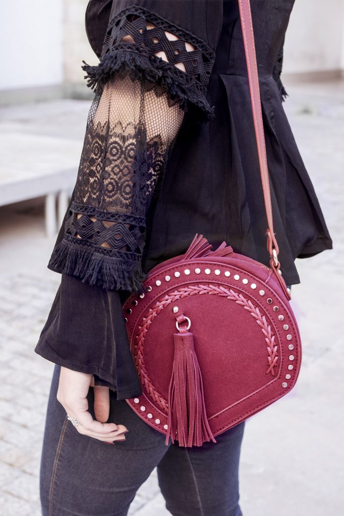 sac rond bordeaux clous