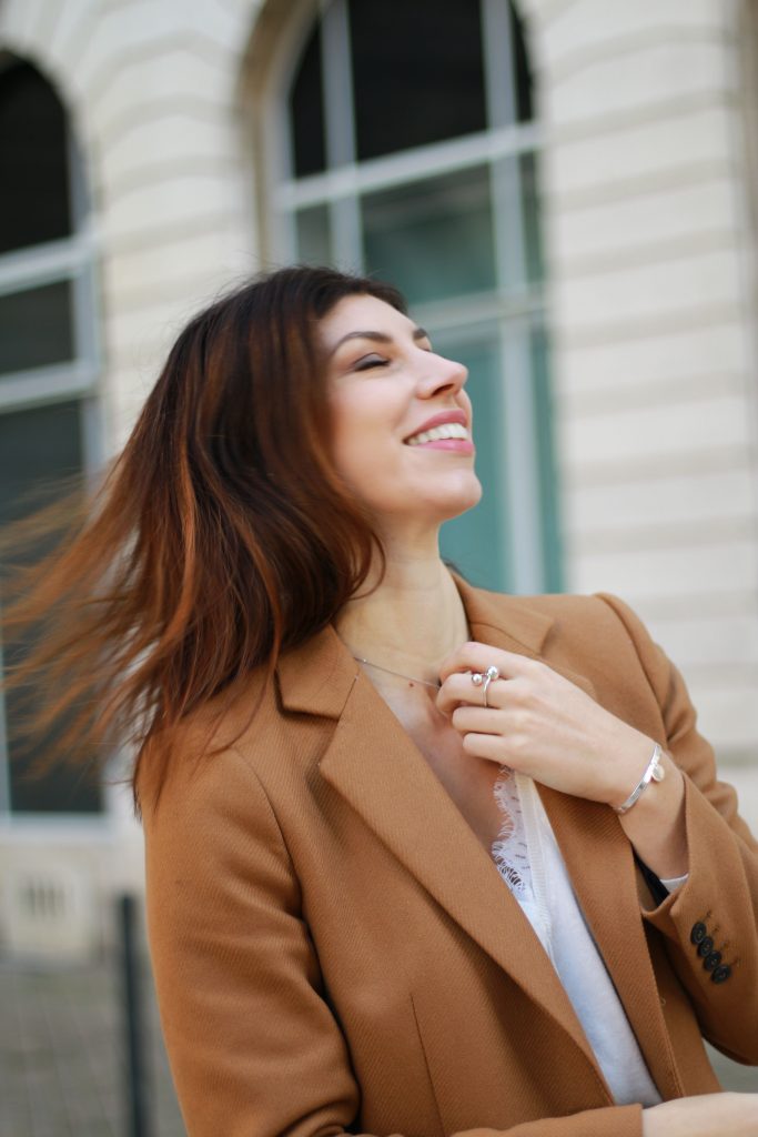 blogueuse bordeaux sourire